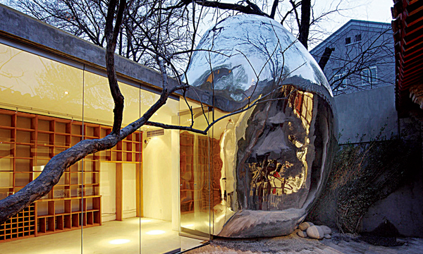 《胡同泡泡32號》在衝突中創造新鮮感的建築角度