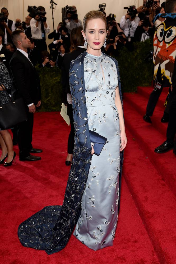 La Vie 亮眼品牌PRADA驚豔2015MET GALA La Vie 亮眼品牌PRADA驚豔2015MET GALA