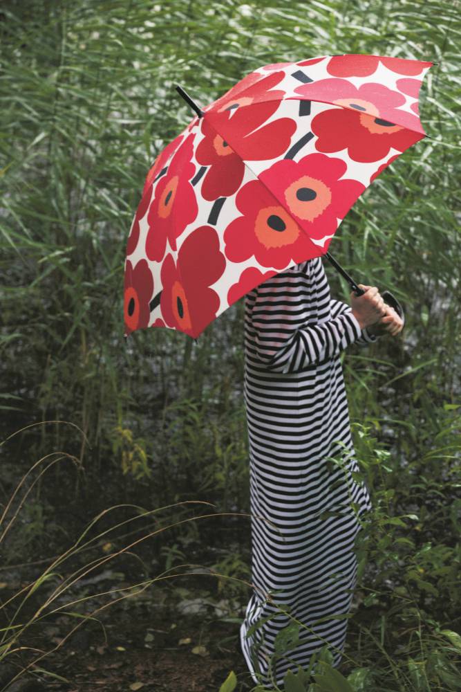 La Vie marimekko亮彩圖紋雨傘 陰霾雨天中繽紛綻放