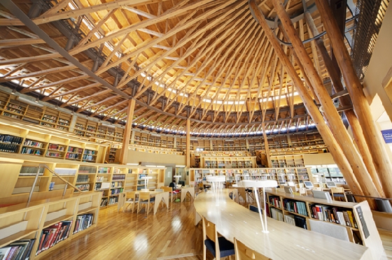 La Vie 日本5大必朝聖的特色圖書館-秋田國際大學圖書館 La Vie 日本5大必朝聖的特色圖書館-秋田國際大學圖書館