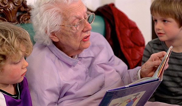 當幼兒園搬進了養老院 彼此都成為了對方最棒的夥伴！