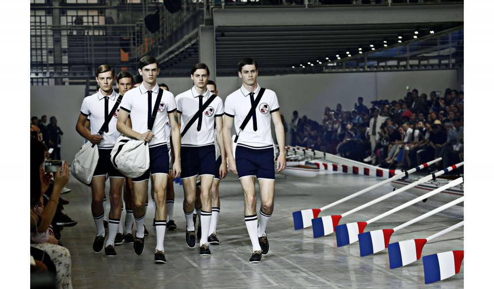 MONCLER GAMME BLEU 2016 春夏系列 ─ 賽艇運動為設計核心 MONCLER GAMME BLEU 2016 春夏系列 ─ 賽艇運動為設計核心