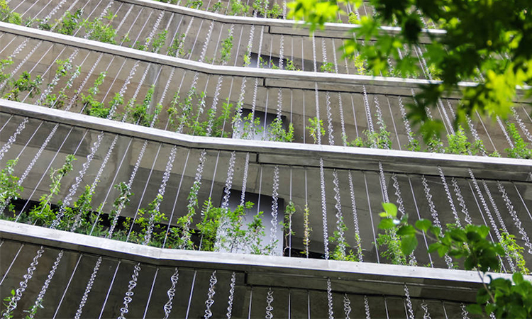 翻轉設計！ 老智慧X新創意 日式「雨鏈」打造建築新風貌