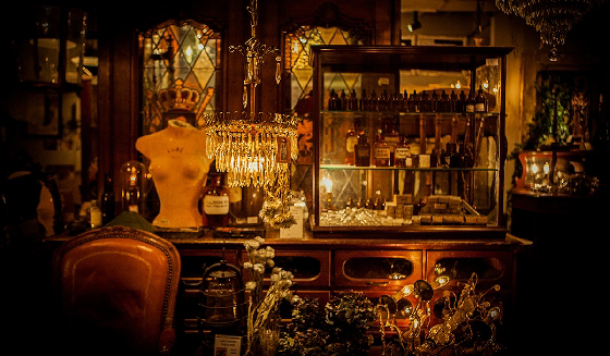 「The Globe」古董雜貨店