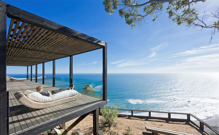 【影片】智利峭壁上的絕美避世勝地 讓我們開始期待下一個夏季來臨