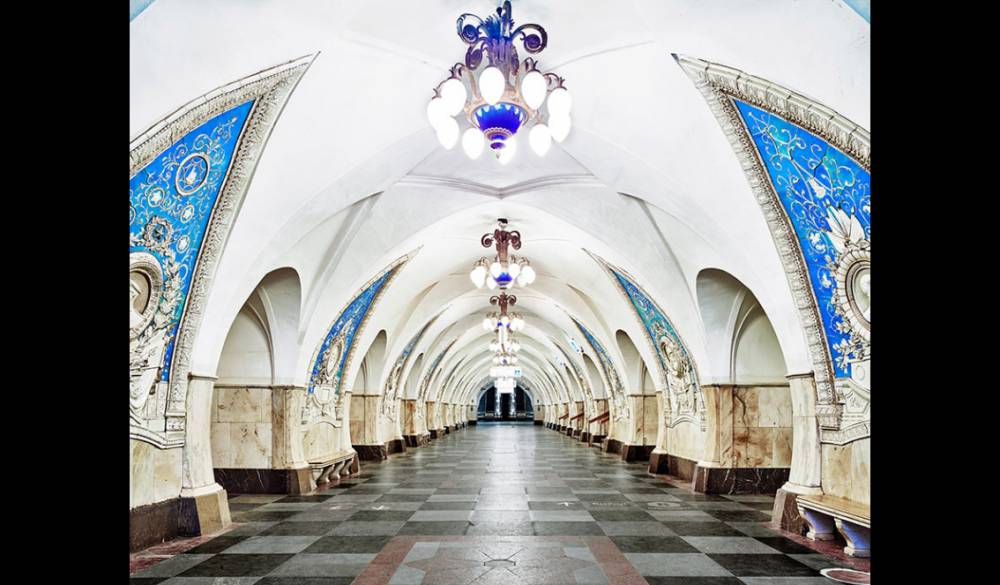 俄羅斯莫斯科於蘇聯時代所建的華麗地鐵站