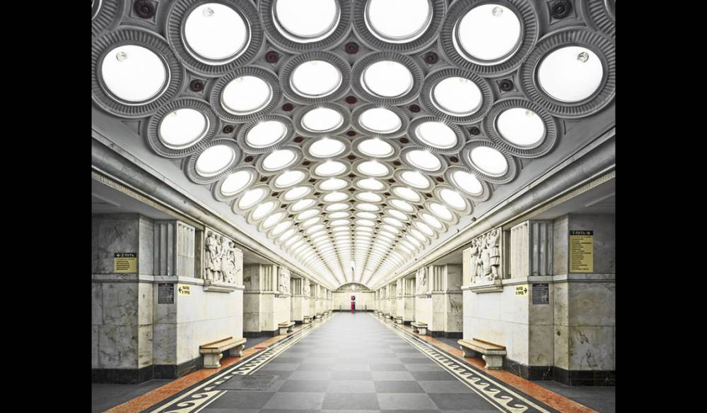 俄羅斯莫斯科於蘇聯時代所建的華麗地鐵站