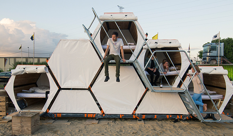 不按常理來露營！野營絕不能錯過的豪華帳棚