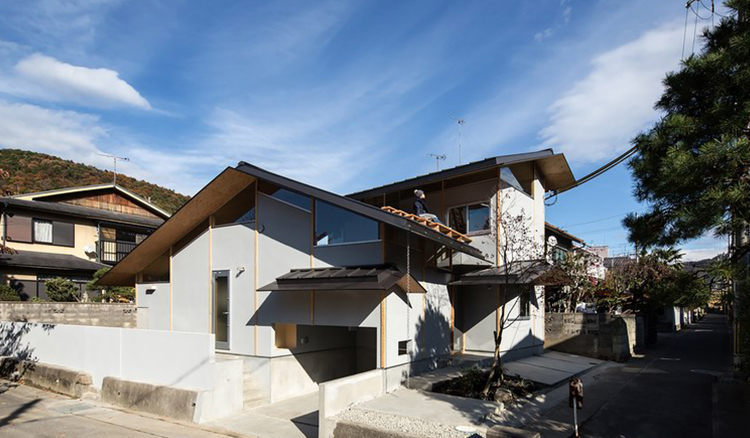 一起住到屋頂上－京都小屋「屋簷下的房子」