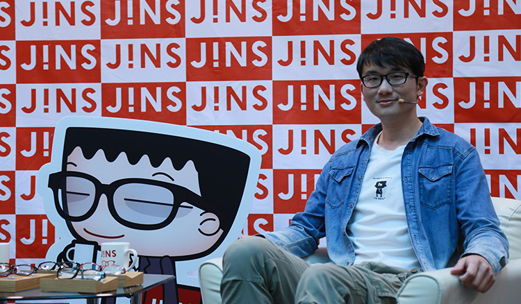 JINS日本快時尚眼鏡推馬克紓壓「眼鏡貼圖」 誠品生活搶先發表 JINS日本快時尚眼鏡推馬克紓壓「眼鏡貼圖」 誠品生活搶先發表