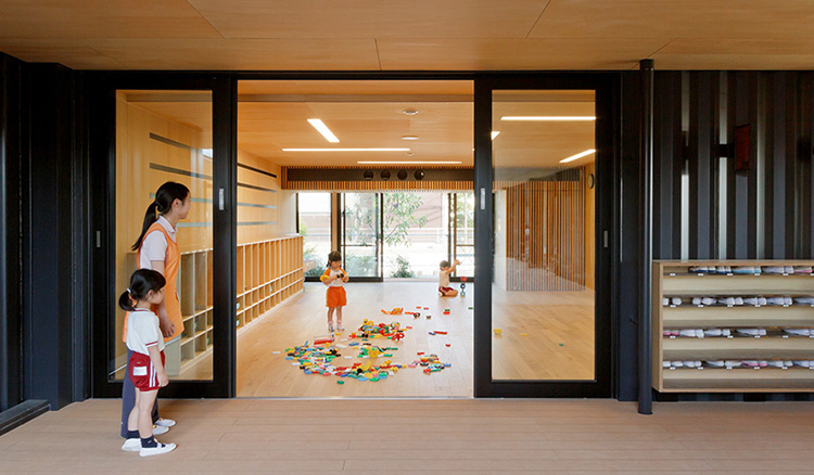 日本抗震再一招！貨櫃幼兒園，打造抗震童年樂園！