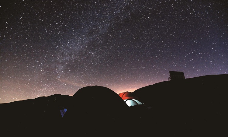 在合歡山體驗盛夏最大流星雨！