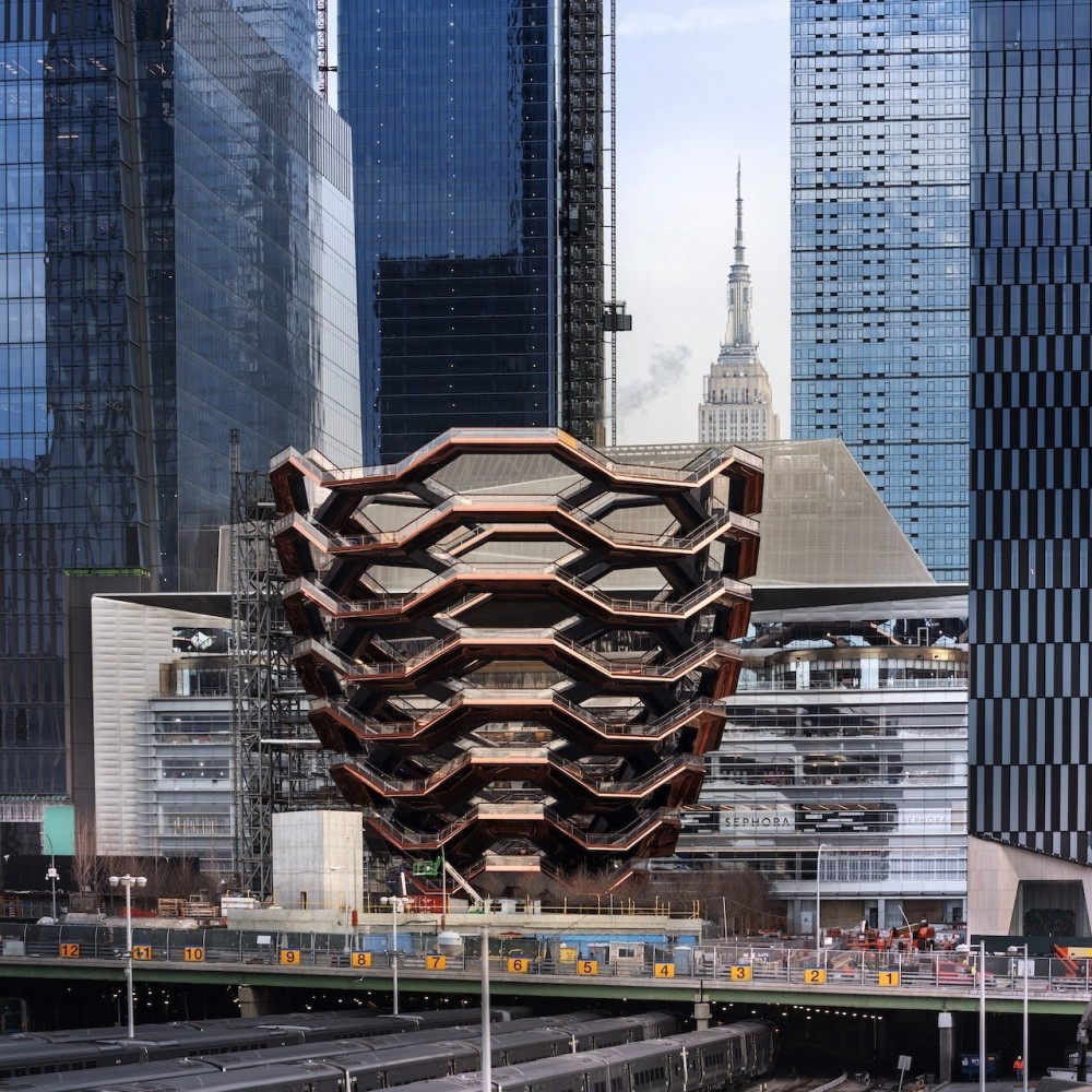 鬼才海澤維克操刀紐約新地標Vessel！蜂巢結構、154個霍格華茲式樓梯成奇幻建築