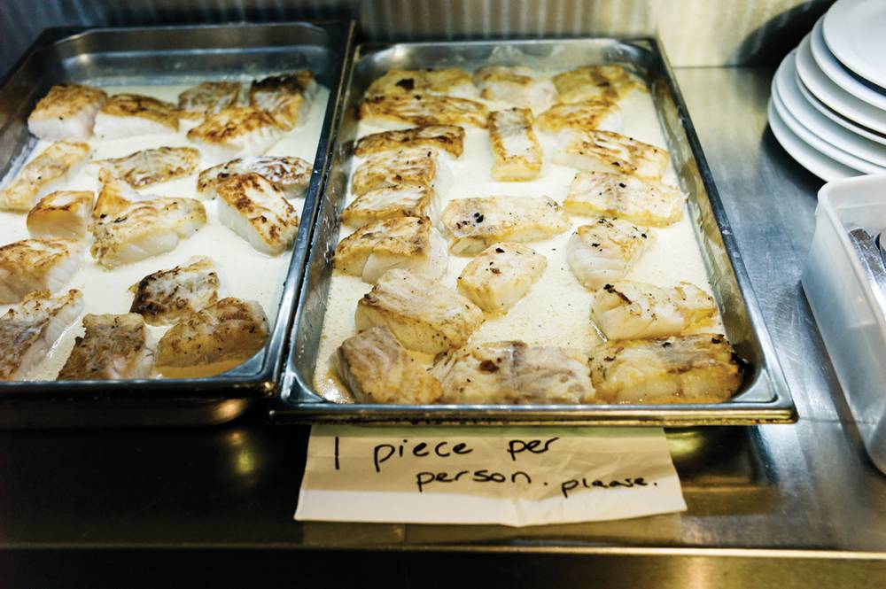 【歡迎光臨打烊餐廳】肥鴨餐廳:米其林三星餐廳的剩料員工餐美學 ─ 蒔蘿奶油烤鱈魚03 【歡迎光臨打烊餐廳】肥鴨餐廳:米其林三星餐廳的剩料員工餐美學 ─ 蒔蘿奶油烤鱈魚03