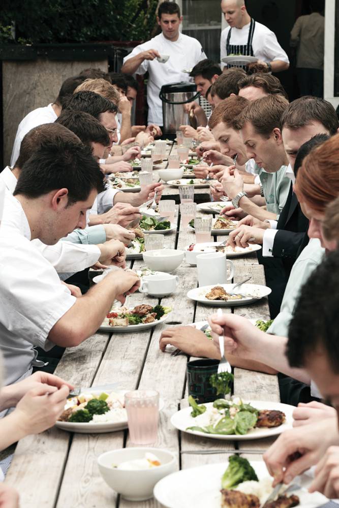 【歡迎光臨打烊餐廳】肥鴨餐廳:米其林三星餐廳的剩料員工餐美學 ─ 蒔蘿奶油烤鱈魚01 【歡迎光臨打烊餐廳】肥鴨餐廳:米其林三星餐廳的剩料員工餐美學 ─ 蒔蘿奶油烤鱈魚01