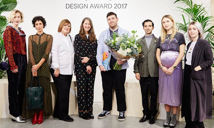 Richard Quinn 榮獲2017 年度 H&M 設計大獎！