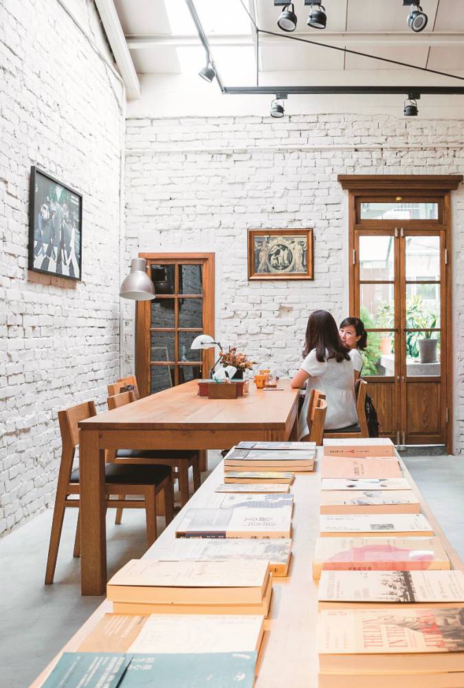 有美感的閱讀角落！隱藏赤峰街的浮光書店