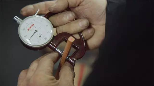 做出世界上最美的彩色鉛筆！日本Felissimo「500色鉛筆」創造完美顧客體驗的2種方法_05