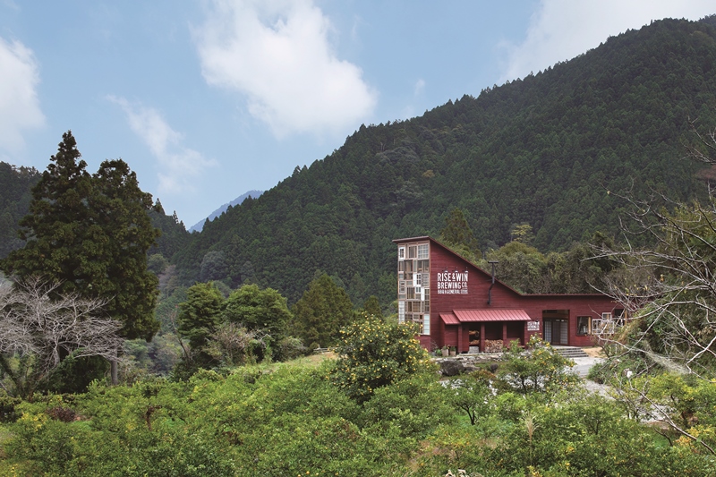 日本環保小鎮的零浪費風潮Kamikatz Public House!以廢料築起精釀啤酒廠 日本環保小鎮的零浪費風潮Kamikatz Public House!以廢料築起精釀啤酒廠