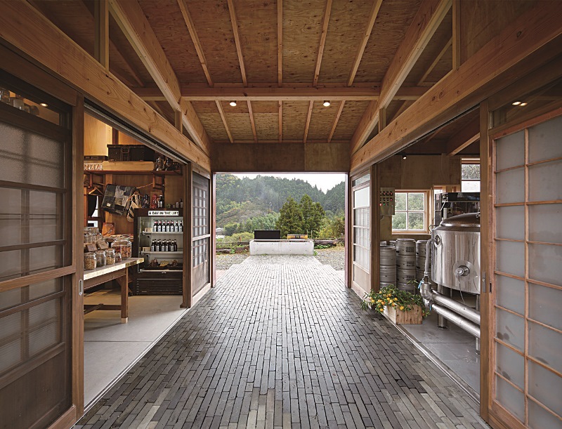 日本環保小鎮的零浪費風潮Kamikatz Public House!以廢料築起精釀啤酒廠 日本環保小鎮的零浪費風潮Kamikatz Public House!以廢料築起精釀啤酒廠