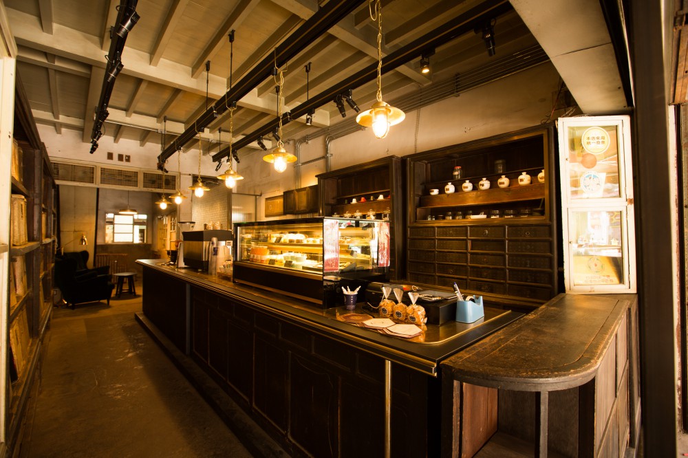 百年老中藥行變身漢方咖啡館!雲林「北港保生堂」打造令神明聞香獨特咖啡館 百年老中藥行變身漢方咖啡館!雲林「北港保生堂」打造令神明聞香獨特咖啡館