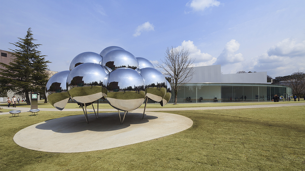 藏身美術館的迷幻「錯覺」泳池！窺探日本金澤21世紀美術館的建築、藝術之美