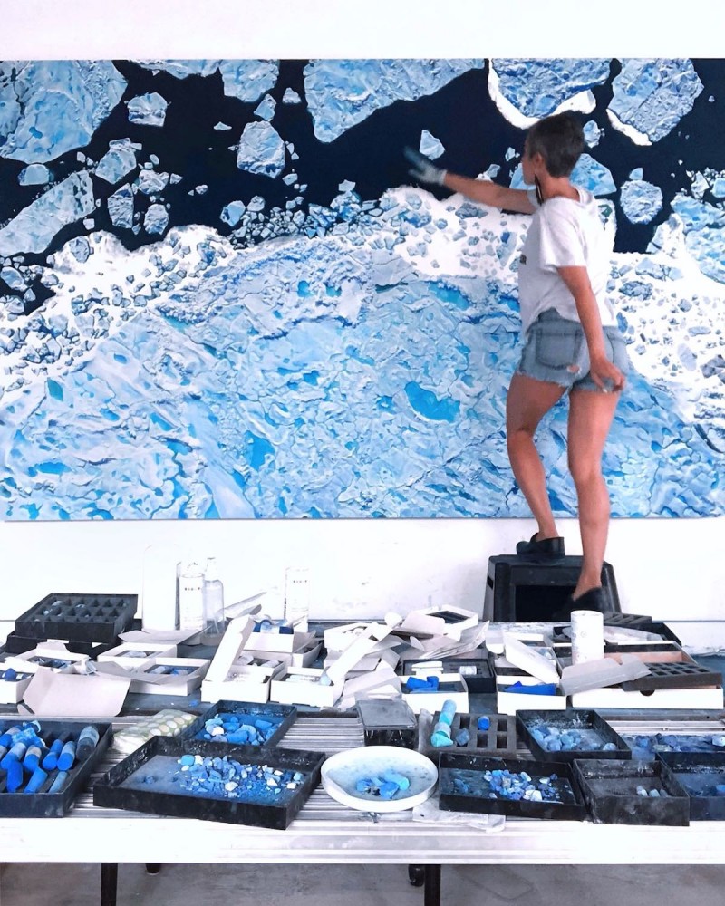 手指畫家Zaria Forman用粉彩繪出即將消逝的冰河美景