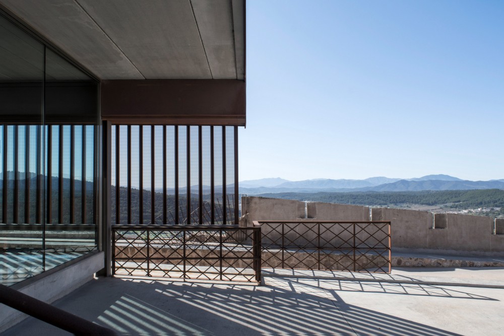 西班牙藏身山間的古堡 D’Or Museum