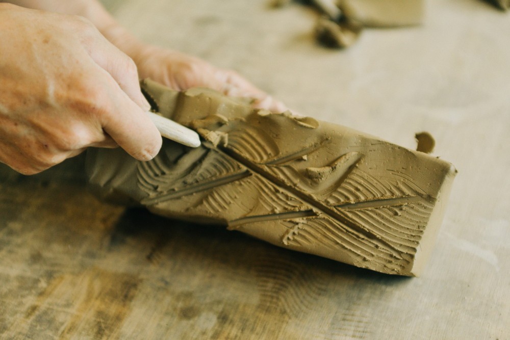 用火焰探索純粹！台灣柴燒陶塑藝術家吳水沂的工藝美學_02