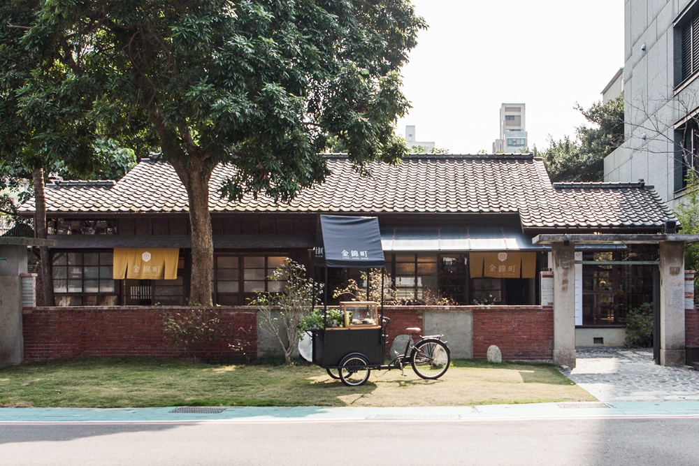 台北「金錦町」日式木造老屋重生！老宅修復專家劉國滄打造與蛋糕華麗結合特色甜點店