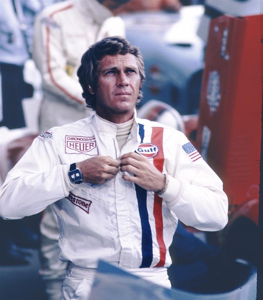 Steve McQueen 於Le Mens 極速狂飆配戴Monaco 腕錶 Steve McQueen 於Le Mens 極速狂飆配戴Monaco 腕錶
