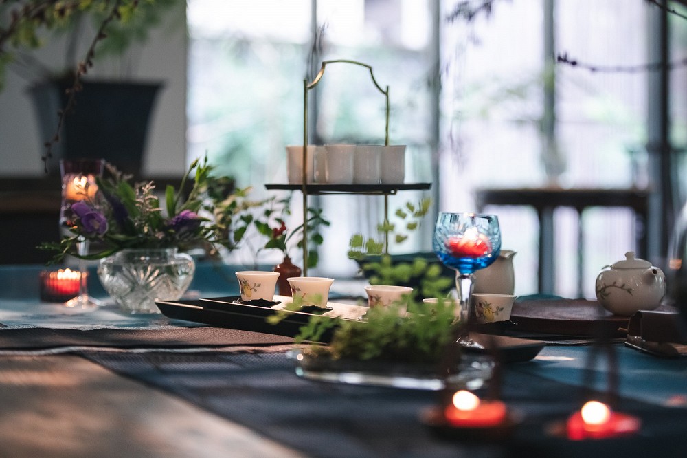 烏龍茶道正青春！台北「清香齋二號院」在雜木林老屋庭園品茗台灣茶