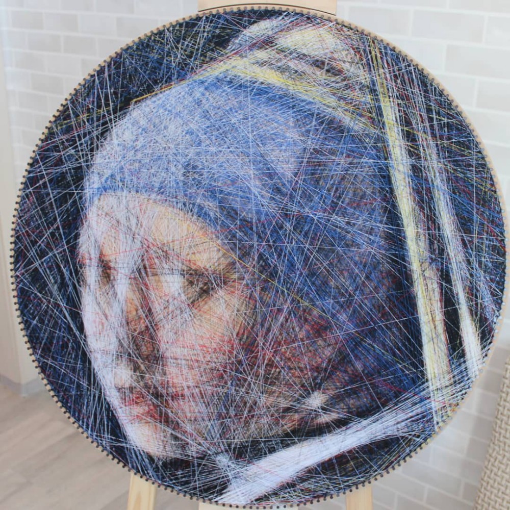 用數學織出蒙娜麗莎、珍珠耳環少女！俄羅斯藝術家「針織演算」技法讓上千條線編織出名畫2