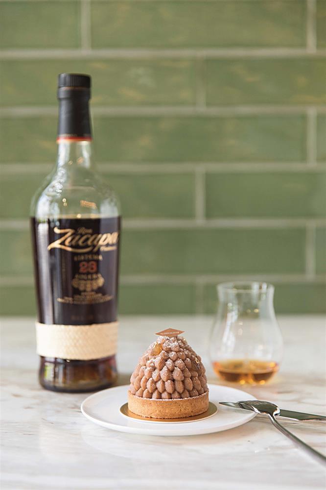 巧克力千層要配白蘭地！台灣精品巧克力畬室主廚鄭畬軒三款「甜點X酒」完美搭配指南_02