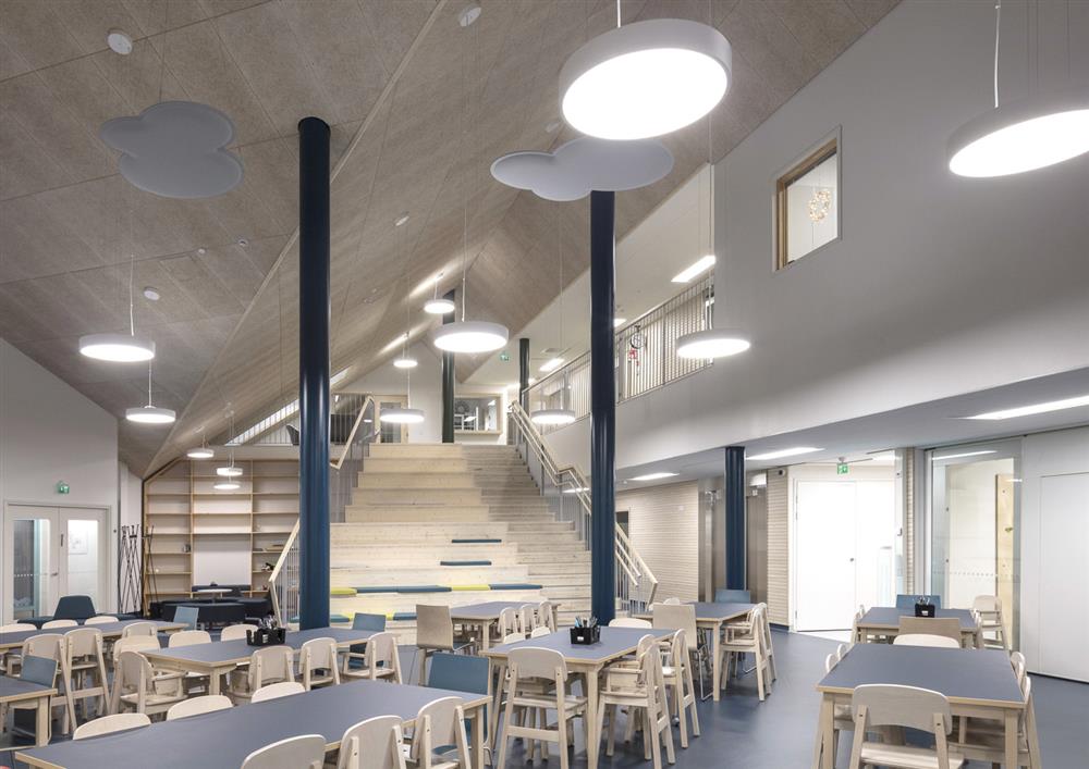 芬蘭「Taika幼稚園」翻玩傳統穀倉造型打造現代校園建築 芬蘭「Taika幼稚園」翻玩傳統穀倉造型打造現代校園建築