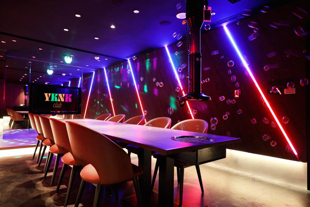 樂軒旗下全新時尚燒肉品牌YKNK club  進駐遠百信義A13