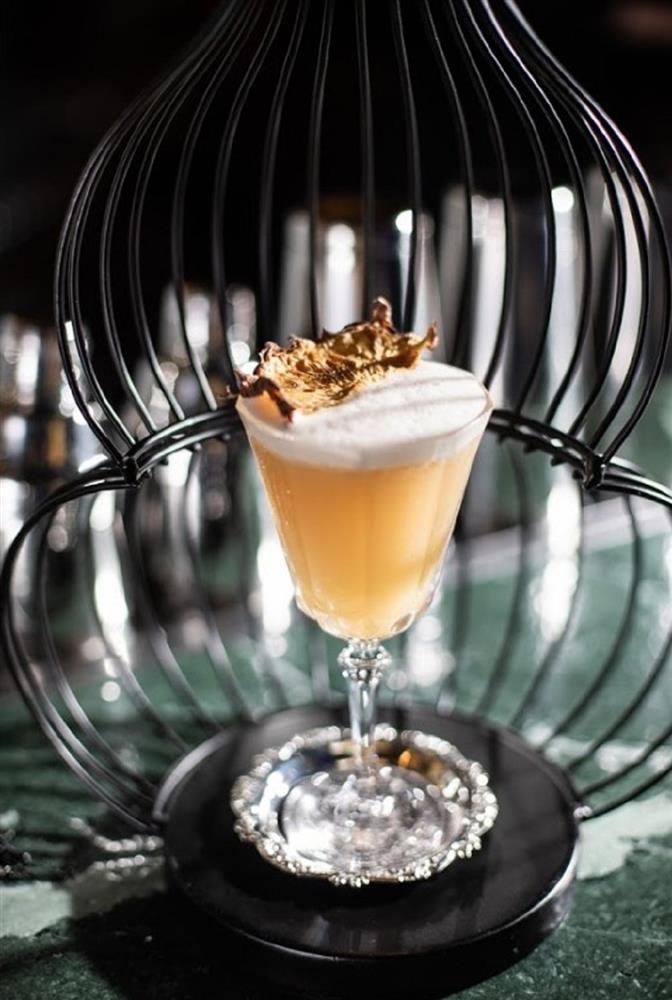 台北酒吧深夜迷幻「酒鈅酒」!8款特色調酒、台味西式美食微醺 台北酒吧深夜迷幻「酒鈅酒」!8款特色調酒、台味西式美食微醺