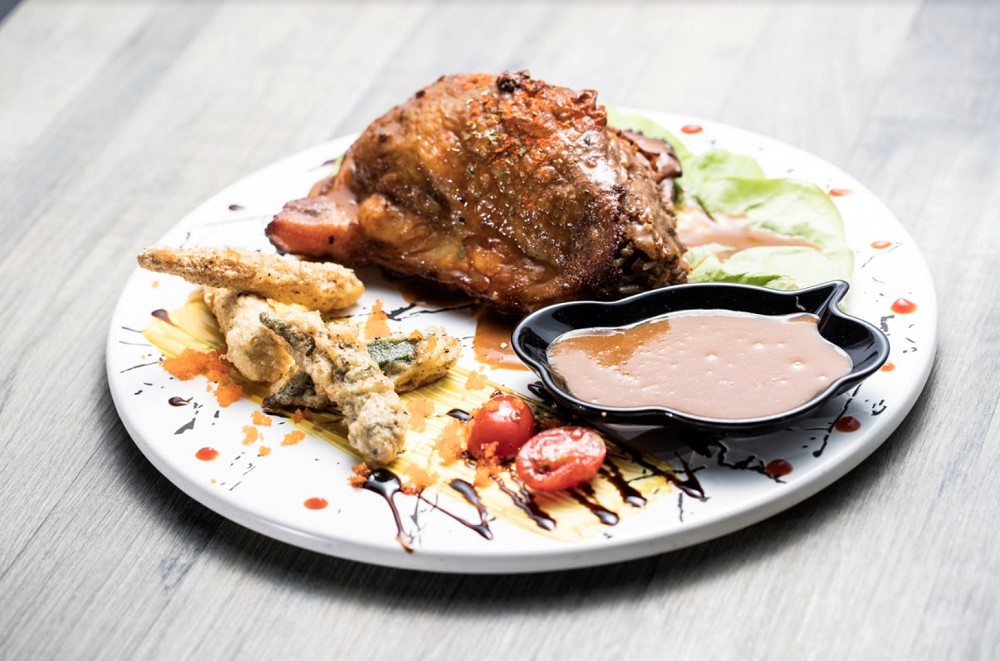 台北酒吧深夜迷幻「酒鈅酒」!8款特色調酒、台味西式美食微醺 台北酒吧深夜迷幻「酒鈅酒」!8款特色調酒、台味西式美食微醺