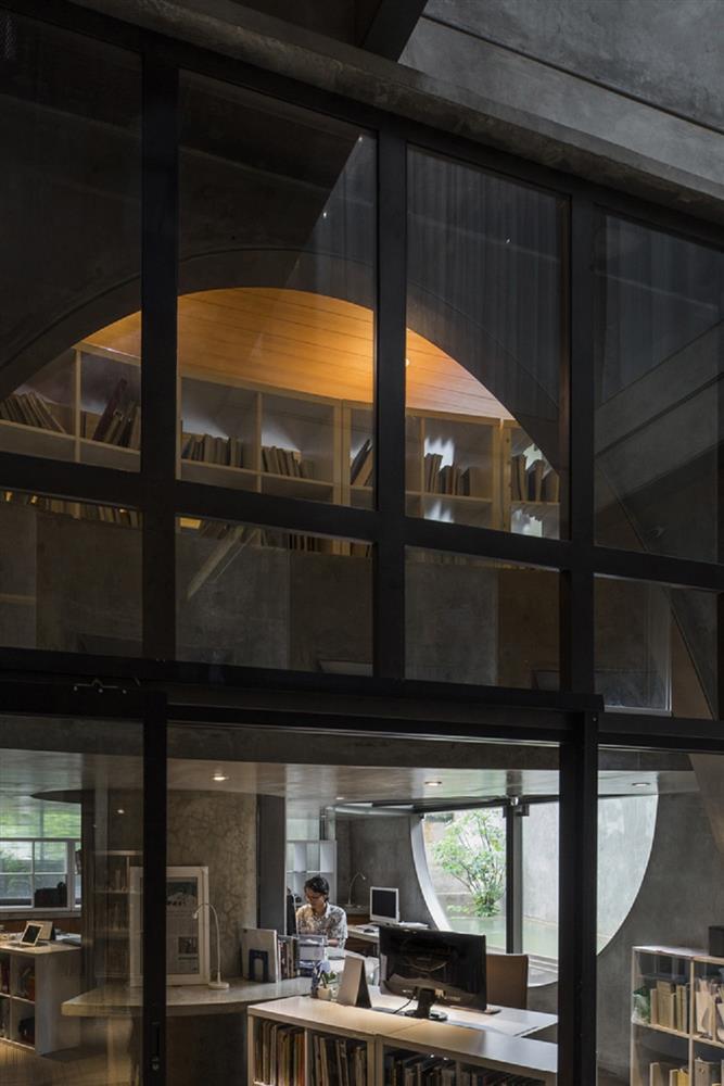 如花園般的夢幻共享建築！印尼Guha結合圖書館、牙科診所、住宅、設計事務所的綠意空間_22         