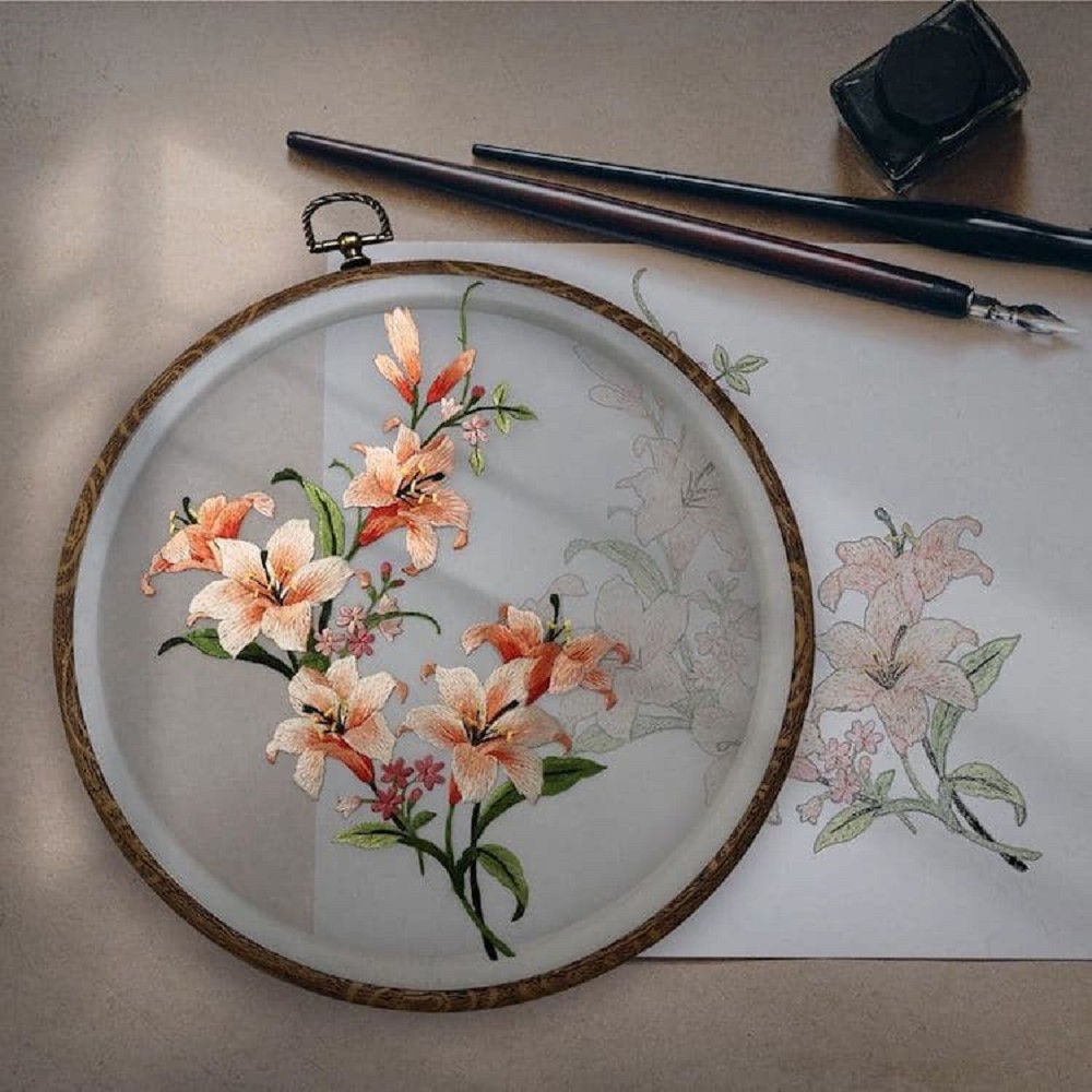 栩栩如生的絕美刺繡創作!多位中國藝術家展示盛開百合、飛鶴等精緻絲綢刺繡作品05
栩栩如生的絕美刺繡創作!多位中國藝術家展示盛開百合、飛鶴等精緻絲綢刺繡作品05