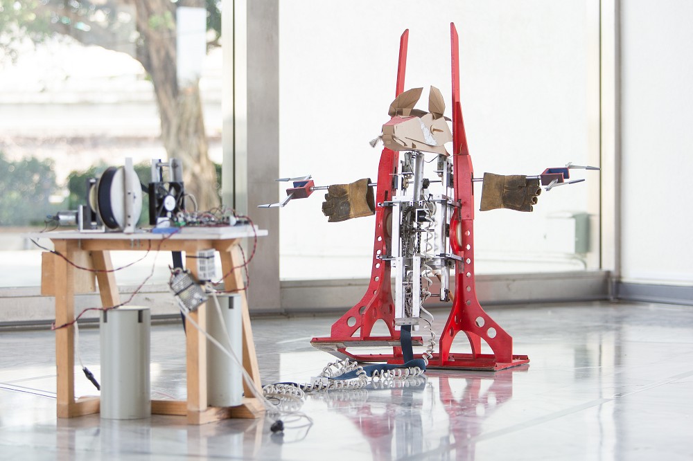 費南多．帕馬．羅迪給茲，《士兵（紅）》