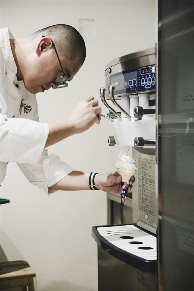 華人冰王蜷尾家睽違五年，2020年夏季台北店再創冰淇淋朝聖浪潮＿製作過程3