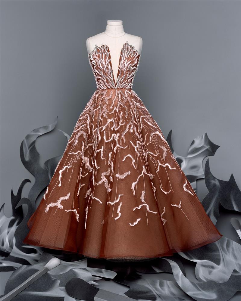 DIOR_HAUTE COUTURE_AUTUMN-WINTER_2021_LOOKBOOK_©BRIGITTE NIEDERMAIR_LOOK_24