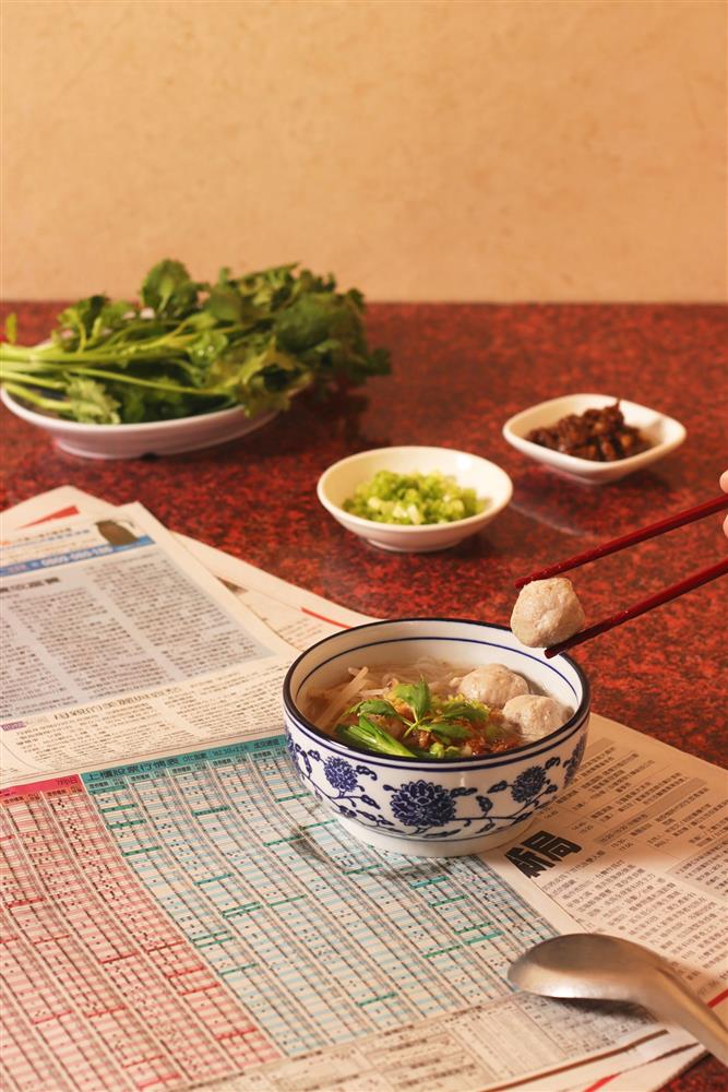 新竹湖濱館-蝦汁貢丸米粉