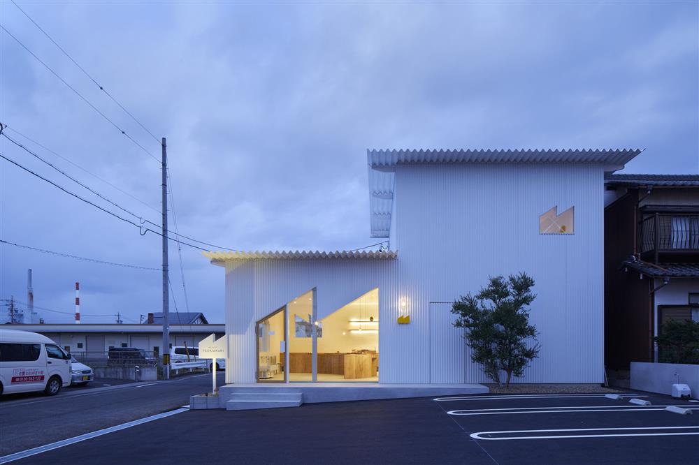 Bakery TSUKIAKARI Bakery TSUKIAKARI