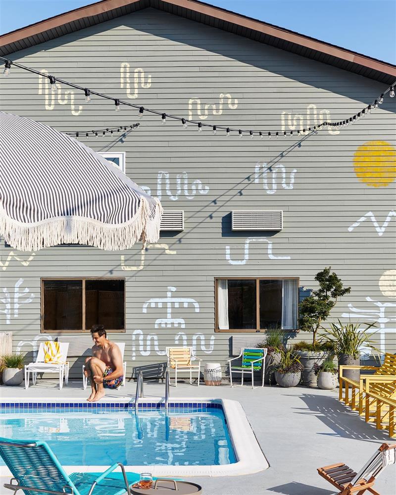 The Wayfinder Hotel 18