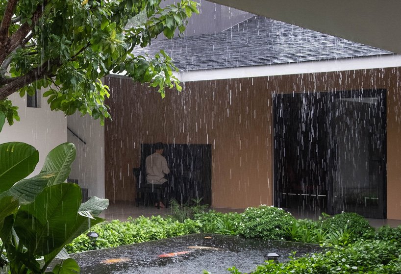 三代同堂設計住宅！越南胡志明市擁有綠意植物貫穿的院落家屋４