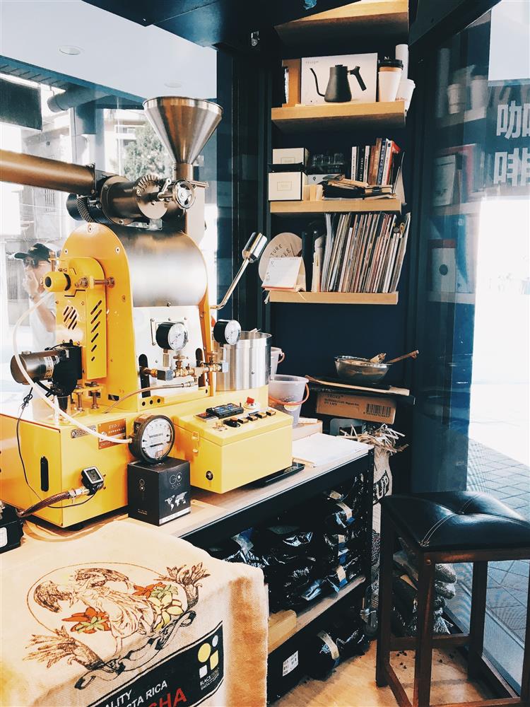 萬華咖啡廳5間風格選！「做工的人」作家林立青帶路咖啡香