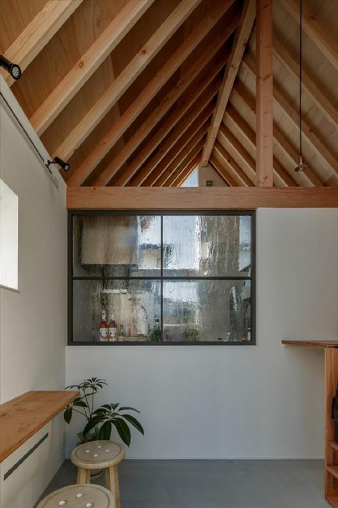 民宅內的5坪甜點店！日本建築師替13歲女孩打造夢想中的店