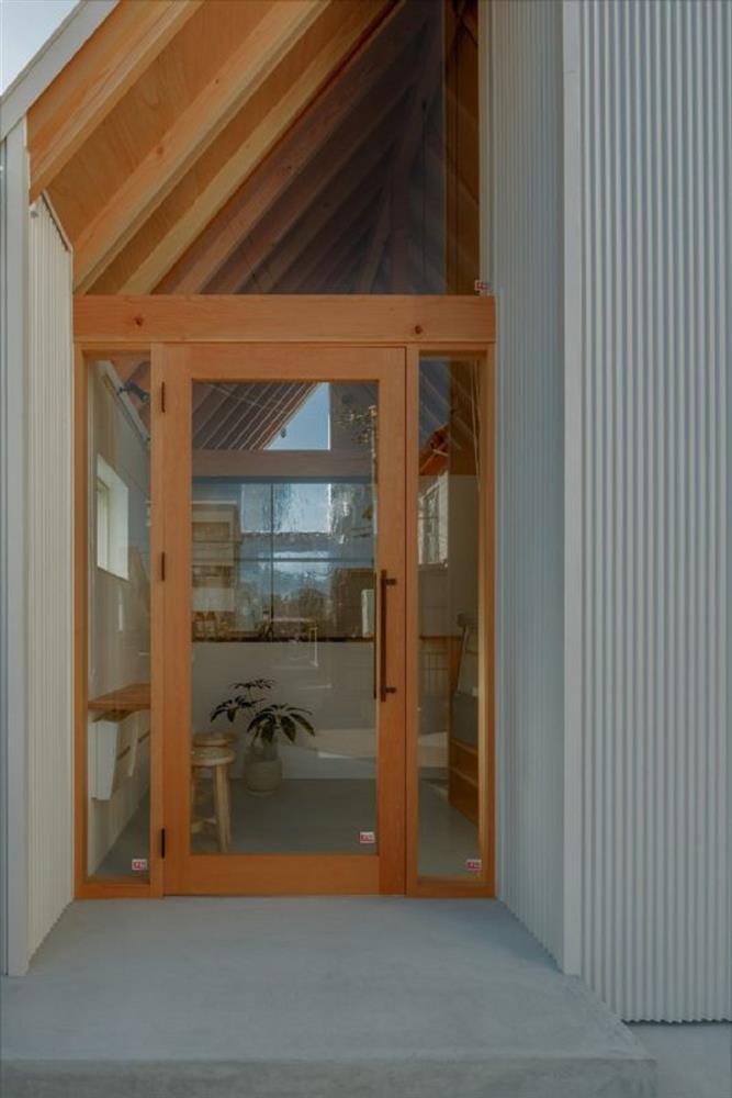 民宅內的5坪甜點店！日本建築師替13歲女孩打造夢想中的店